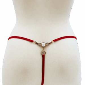 String rouge avec bijou perle & strass dorés